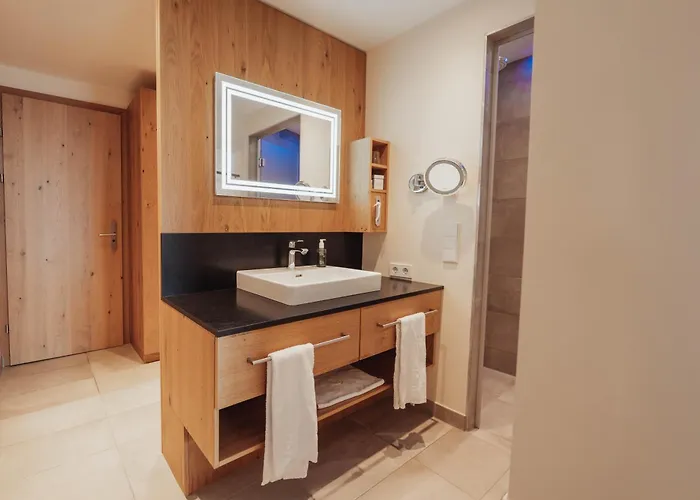 Schachner ماريا تافري